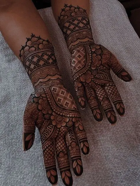 bridal indian front hand mehndi design