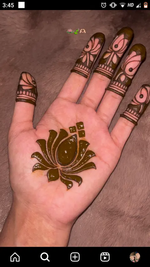 aesthetic simple circle back hand mehndi design