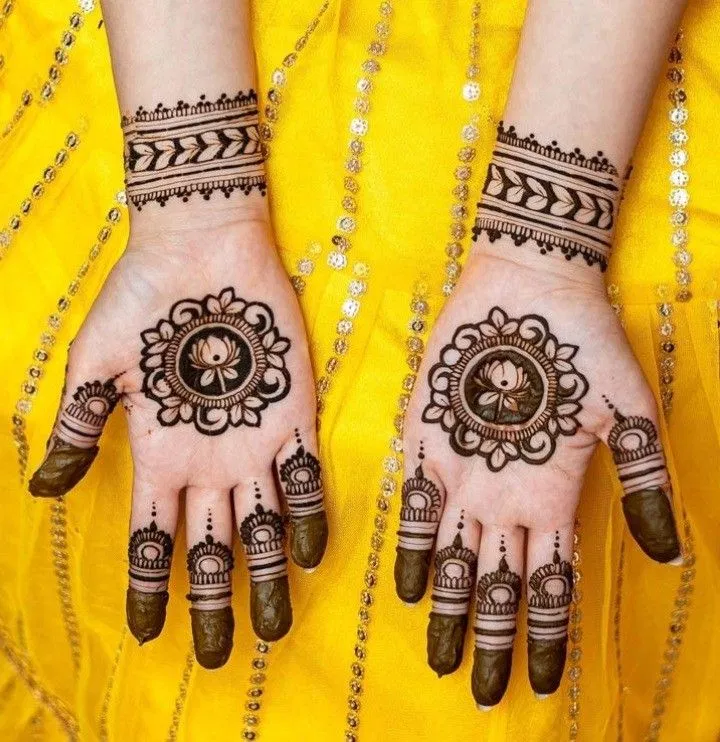 Simple Finger Mehndi Design with Gol Tikki and Moon for Diwali