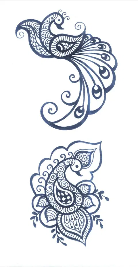 simple stylish moon mehndi design