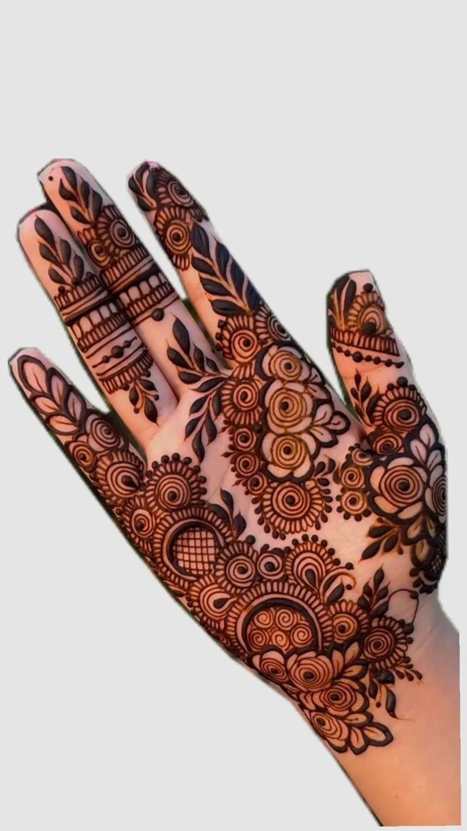Dubai Simple Front Hand Mehndi Design