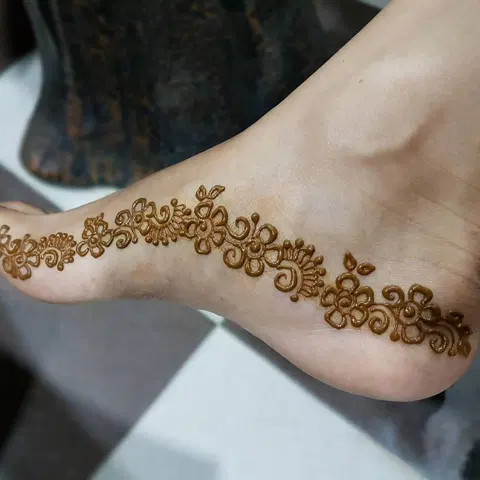 arabic simple foot mehndi design