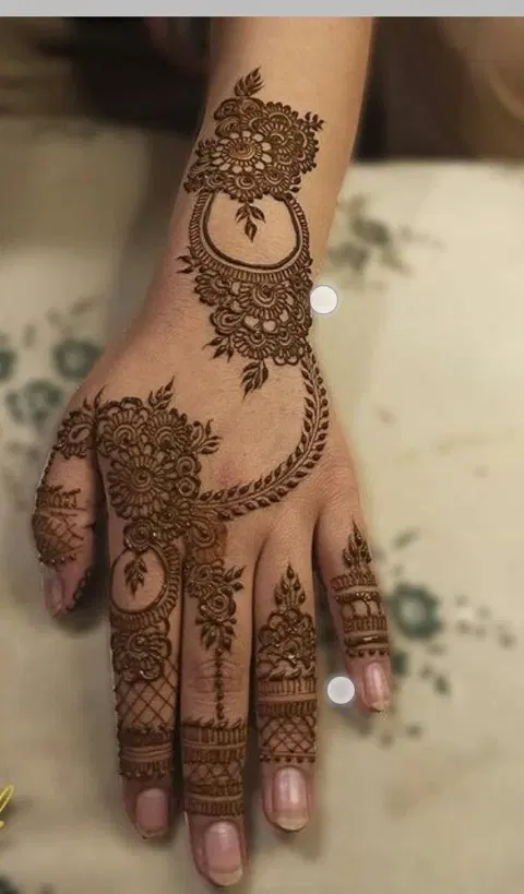 stylish butterfly front hand mehndi design
