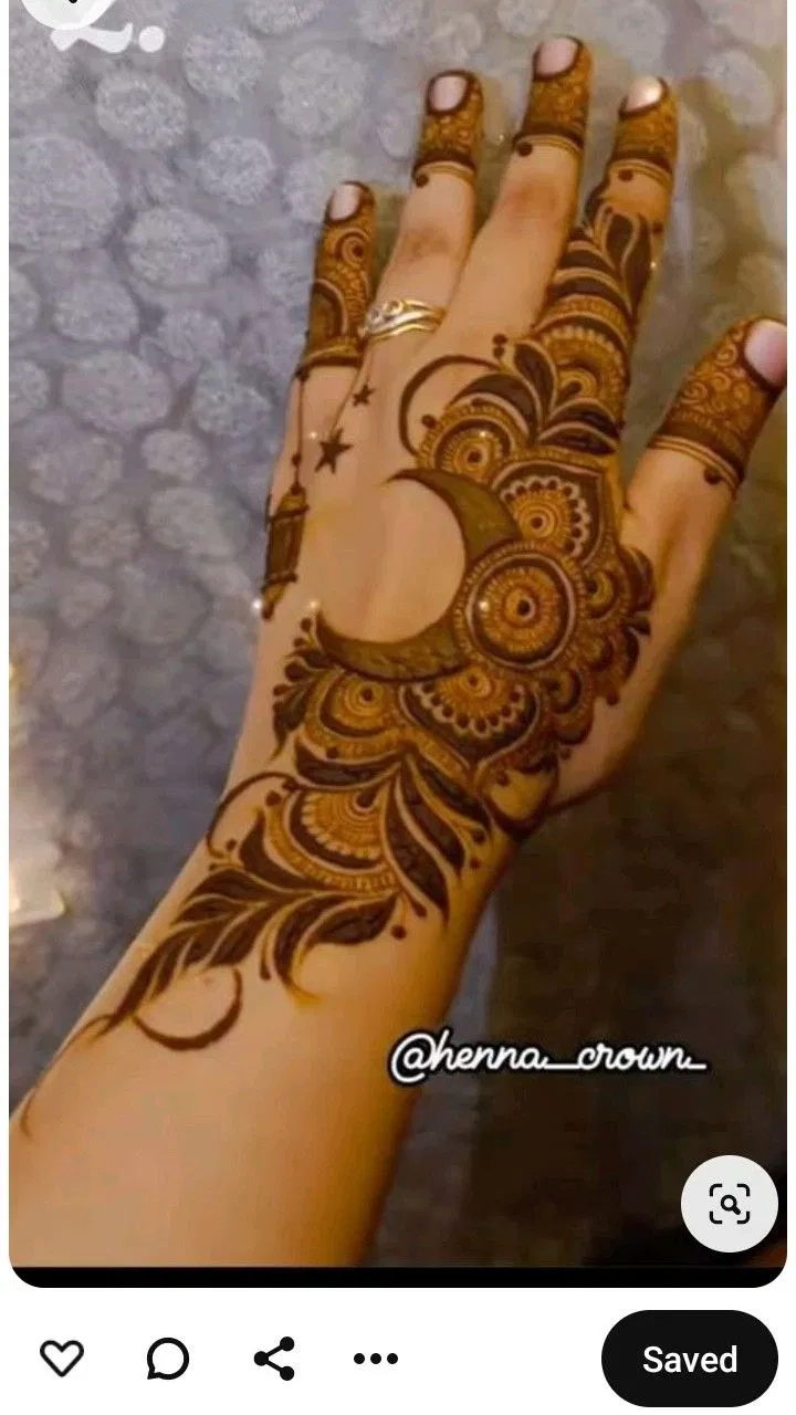 Arabic Simple Mehndi Design with Moon for Eid