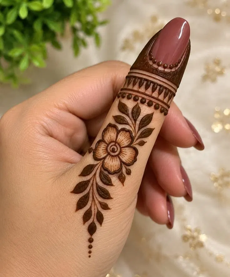 Aesthetic Arabic Arm Mehndi Design (3)