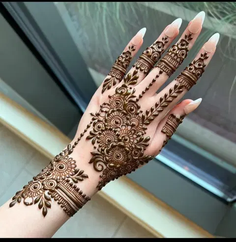 arabic stylish back hand mehndi design