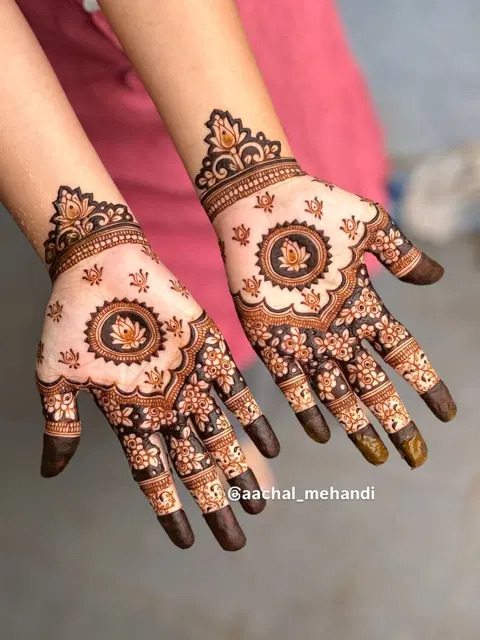 bridal simple circle finger mehndi design