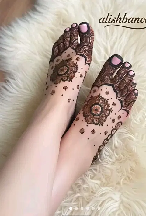 bridal pakistani flower foot mehndi design