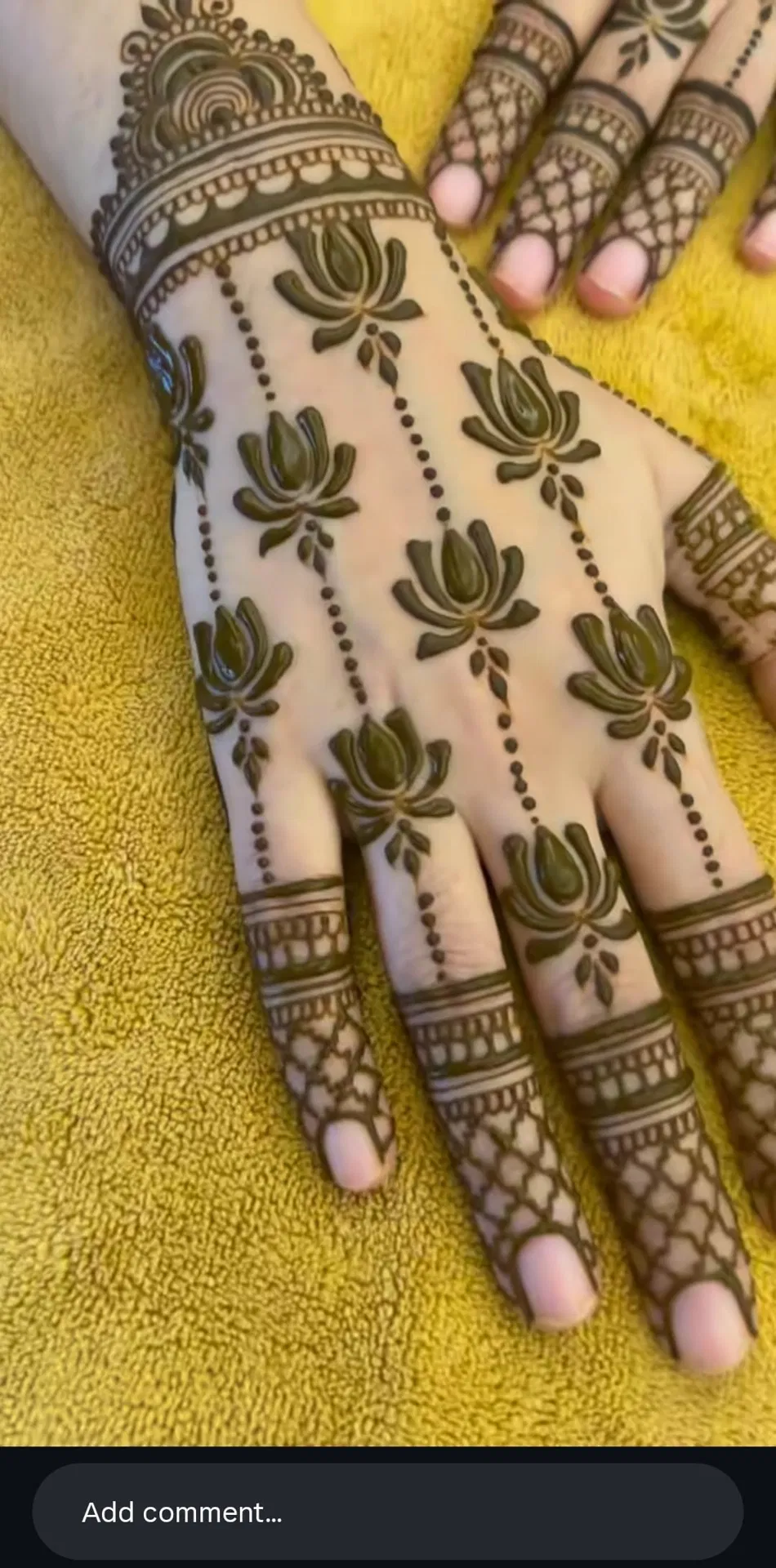 Aesthetic Simple Back Hand Mehndi Design with Lotus (3)