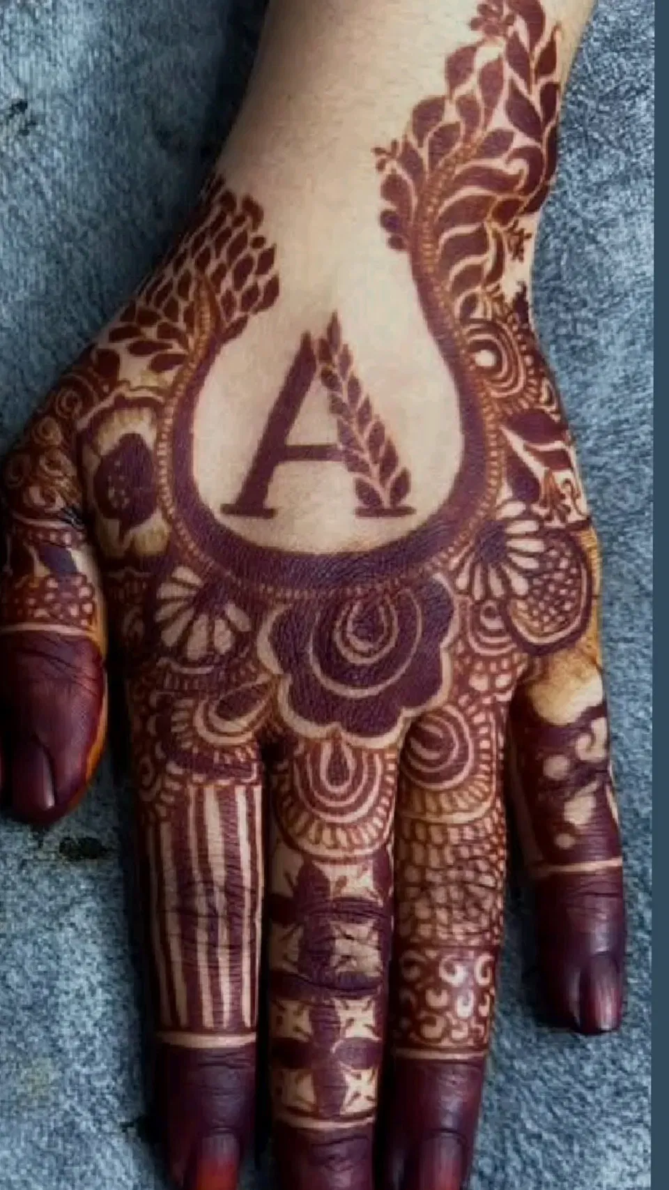 Stylish Front Hand Mehndi Design with Flowers and Hidden Name
