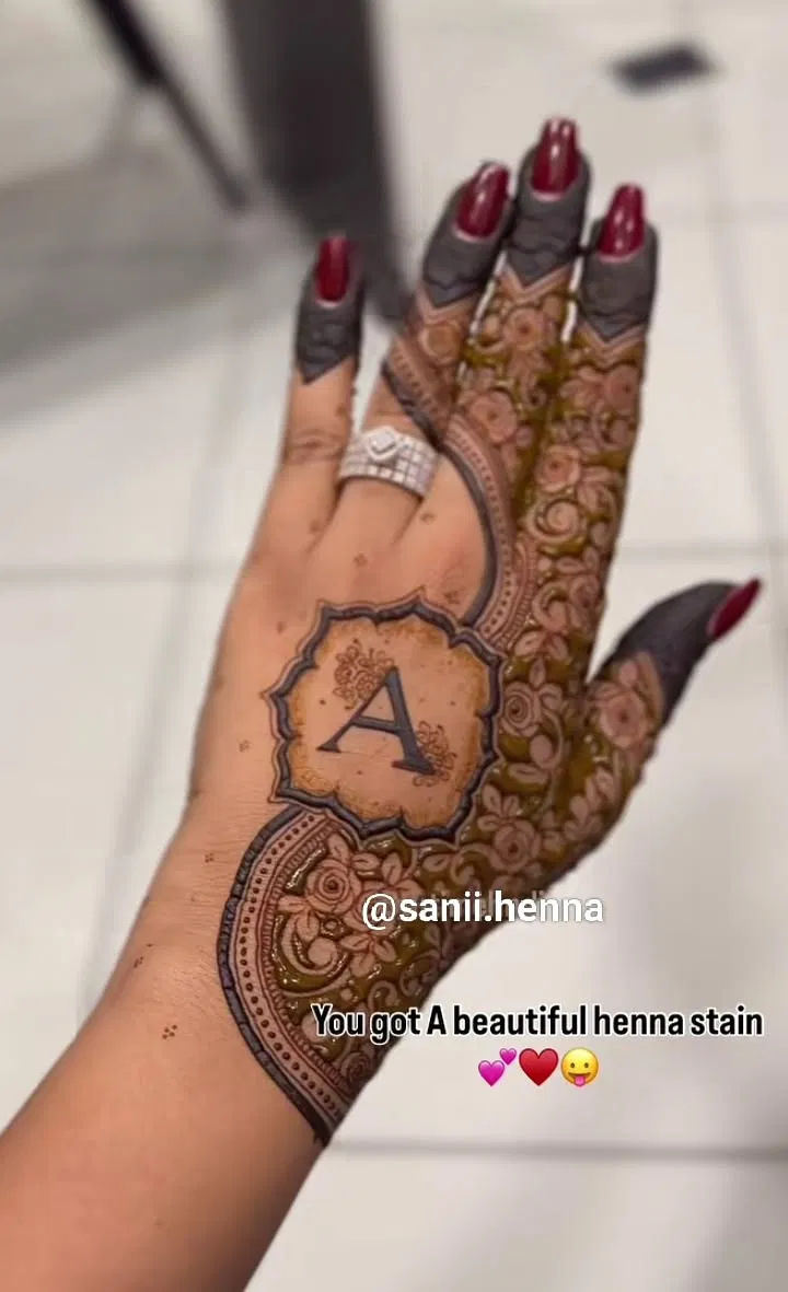 Simple Stylish Wrist Mehndi Design with Hidden Name