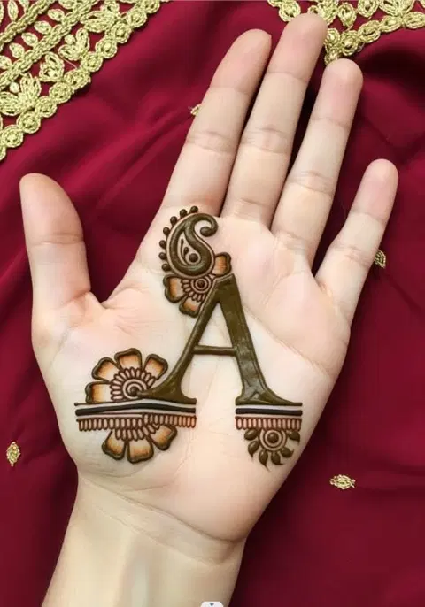 simple stylish name front hand mehndi design