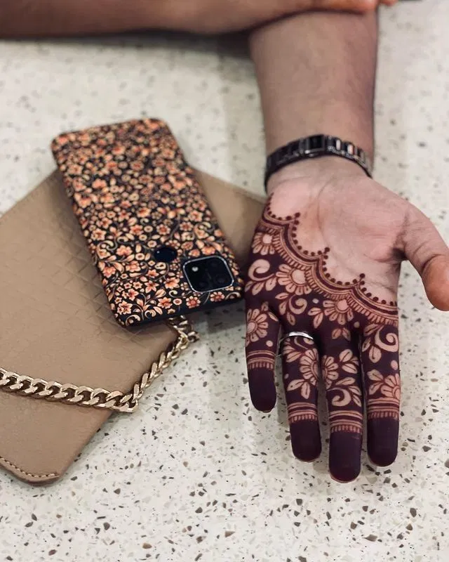 Royal Simple Finger Mehndi Design (6)