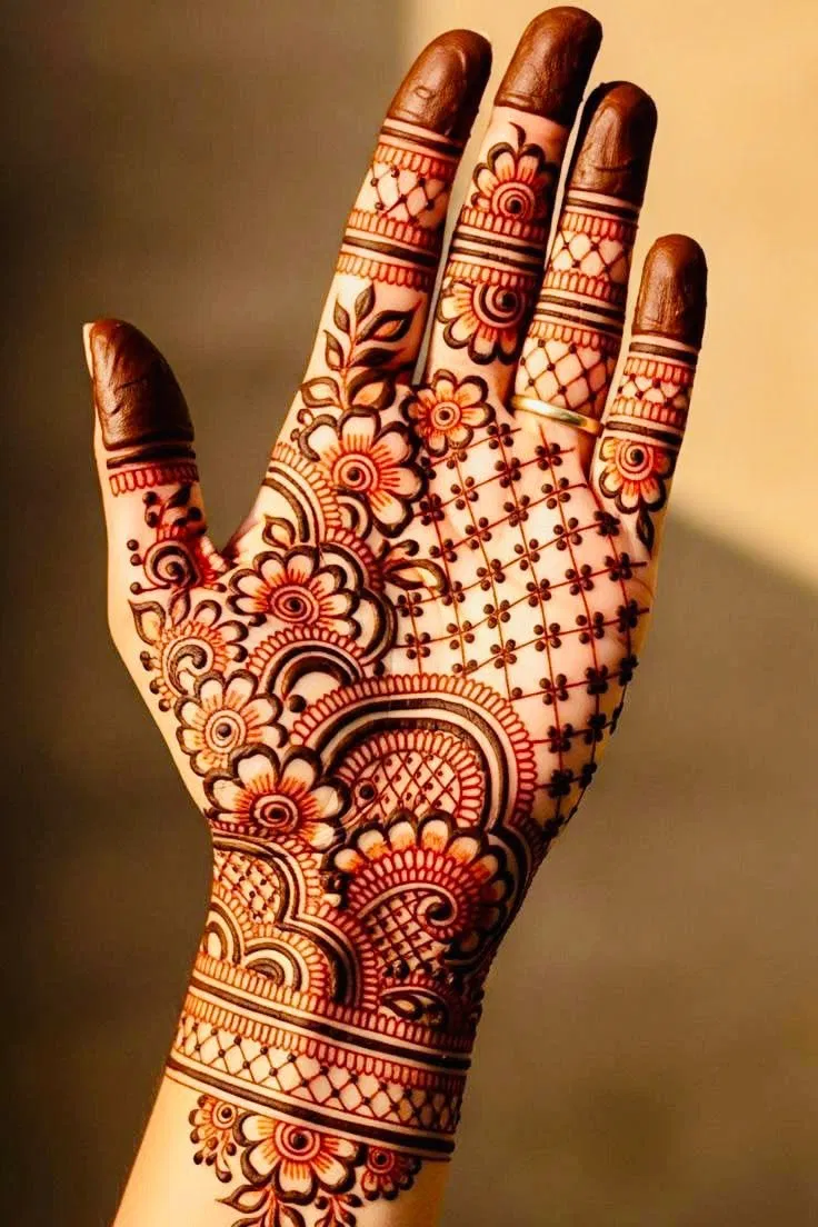 Simple Stylish Front Hand Mehndi Design for Diwali