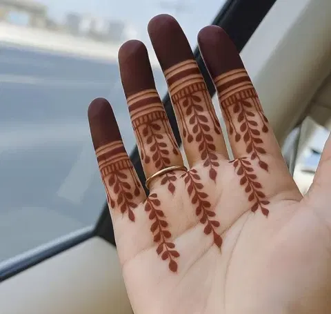 arabic royal finger mehndi design