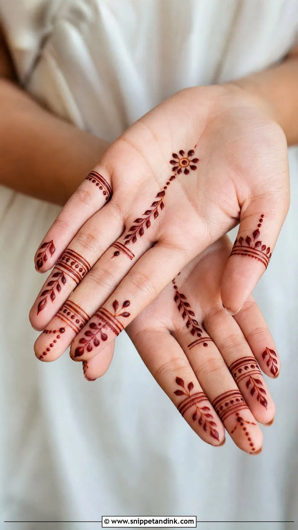 Minimal Simple Finger Mehndi Design for Raksha Bandhan