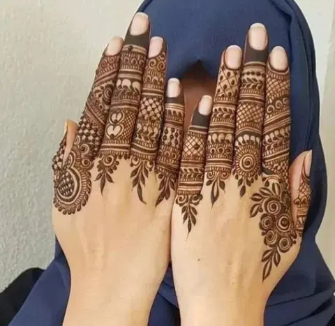 arabic royal finger mehndi design