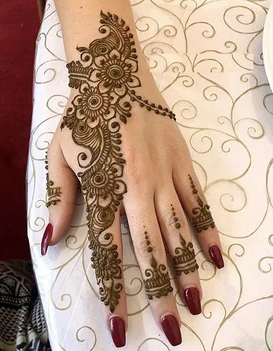 arabic simple back hand mehndi design
