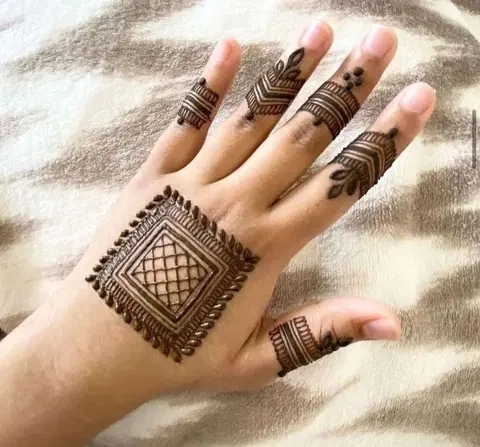 indian simple finger mehndi design