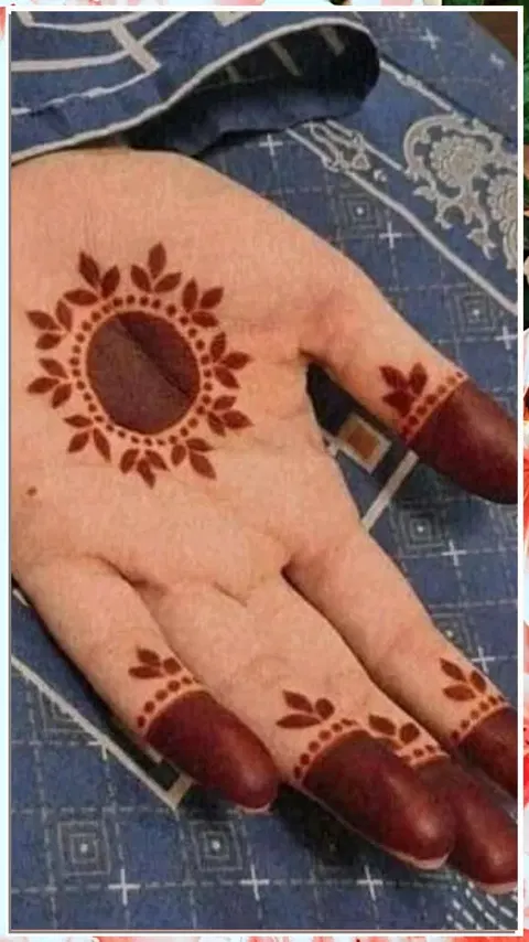aesthetic arabic moon back hand mehndi design