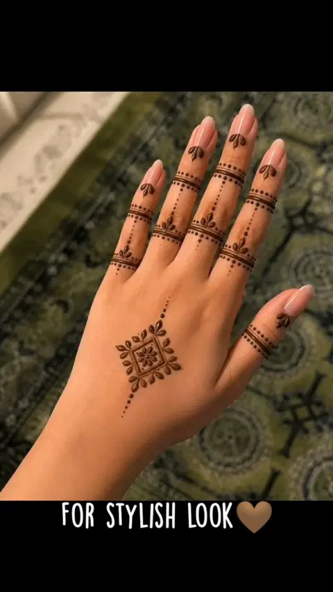 aesthetic minimal back hand mehndi design