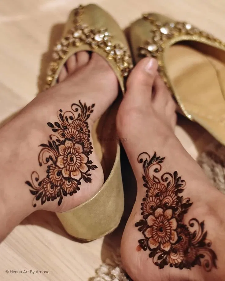 Arabic Pakistani Foot Mehndi Design (3)