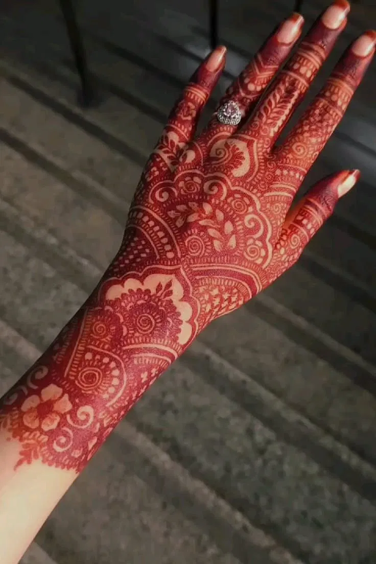 Bridal Simple Full Hand Mehndi Design with Gol Tikki