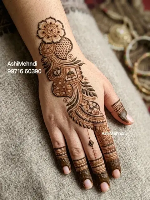 arabic stylish flower finger mehndi design