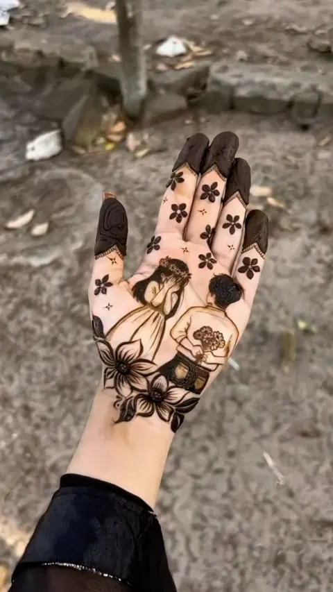 circle front hand mehndi design