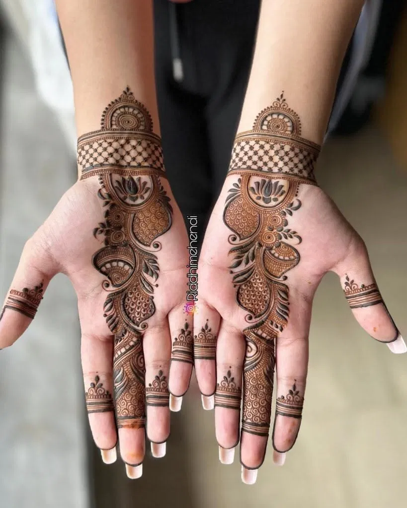 Arabic Bridal Front Hand Mehndi Design (4)