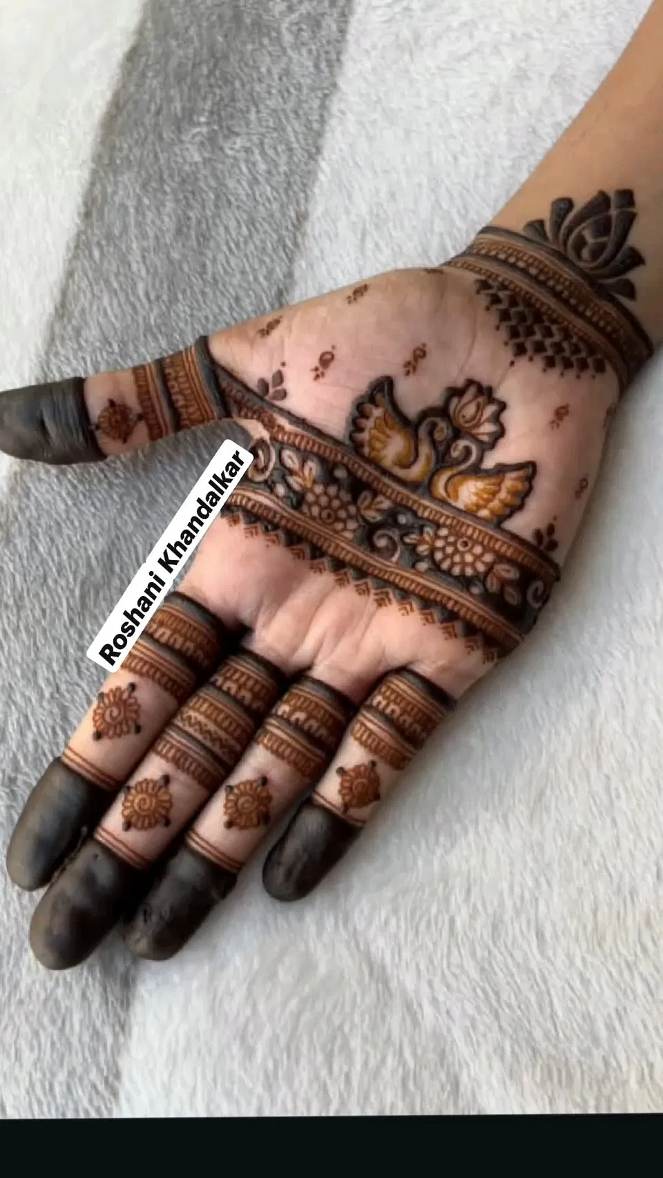 Bridal Simple Front Hand Mehndi Design with Peacock for Sawan