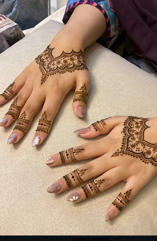 Bridal Indian Back Hand Mehndi Design with Flowers and Jaal
