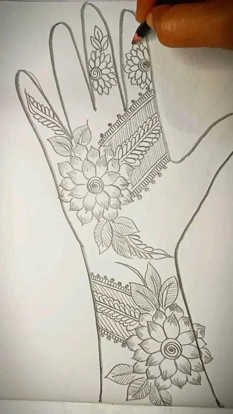 simple flower mehndi design