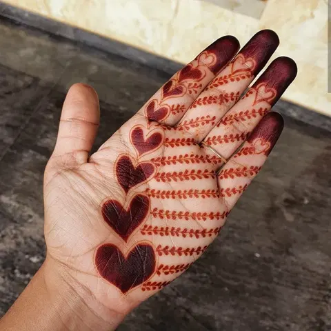 simple heart finger mehndi design