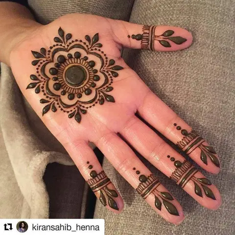 arabic bridal circle front hand mehndi design