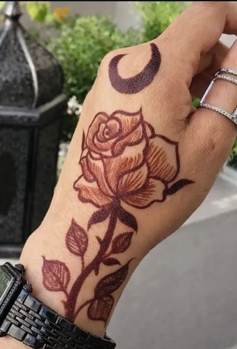 arabic simple circle arm mehndi design