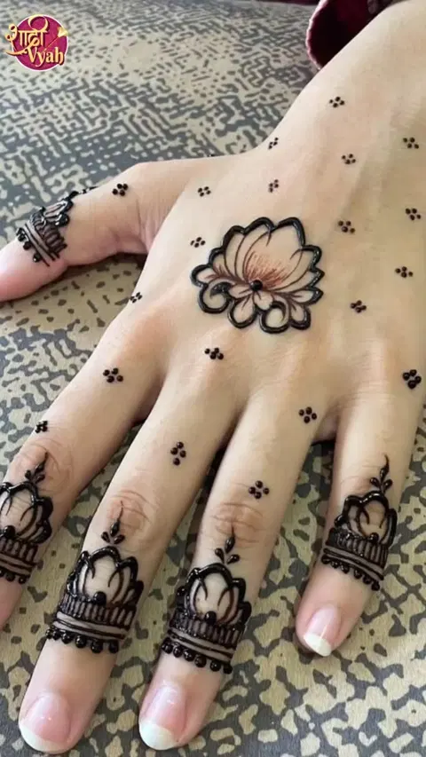 minimal simple circle back hand mehndi design