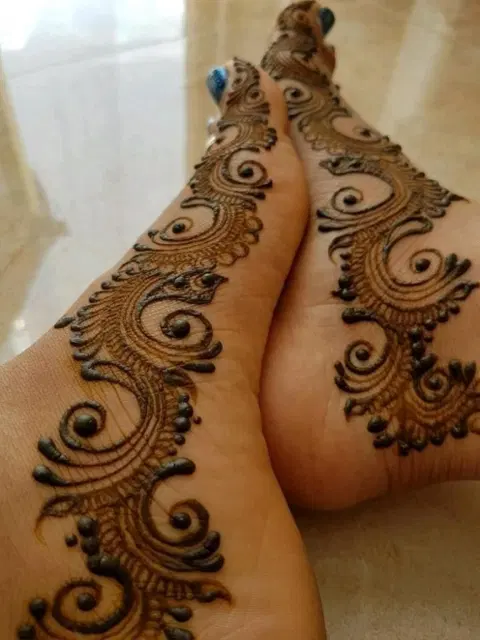 arabic simple foot mehndi design