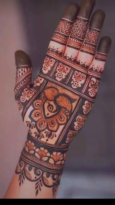 bridal stylish heart full hand mehndi design