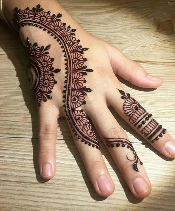 Simple Mehndi Design with Bel