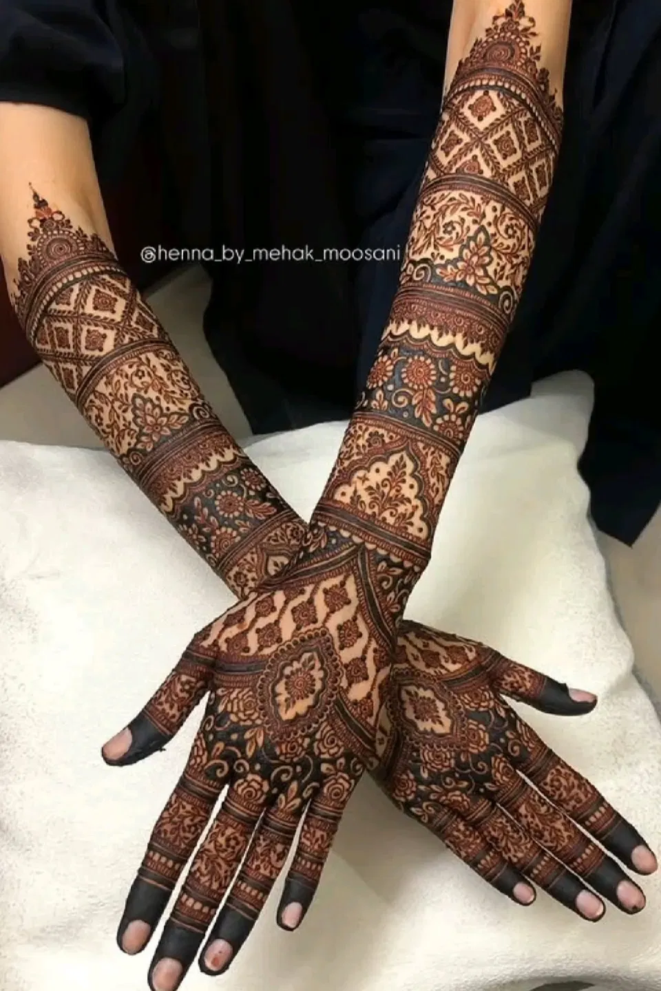 Bridal Dubai Arm Mehndi Design with Flowers