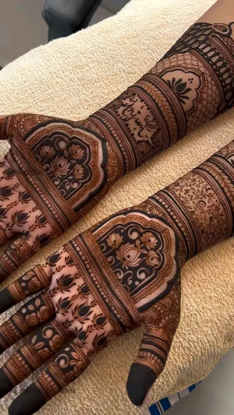 aesthetic bridal flower back hand mehndi design