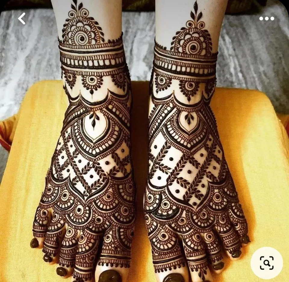 Bridal Indian Foot Mehndi Design with Figures and Hearts (3)