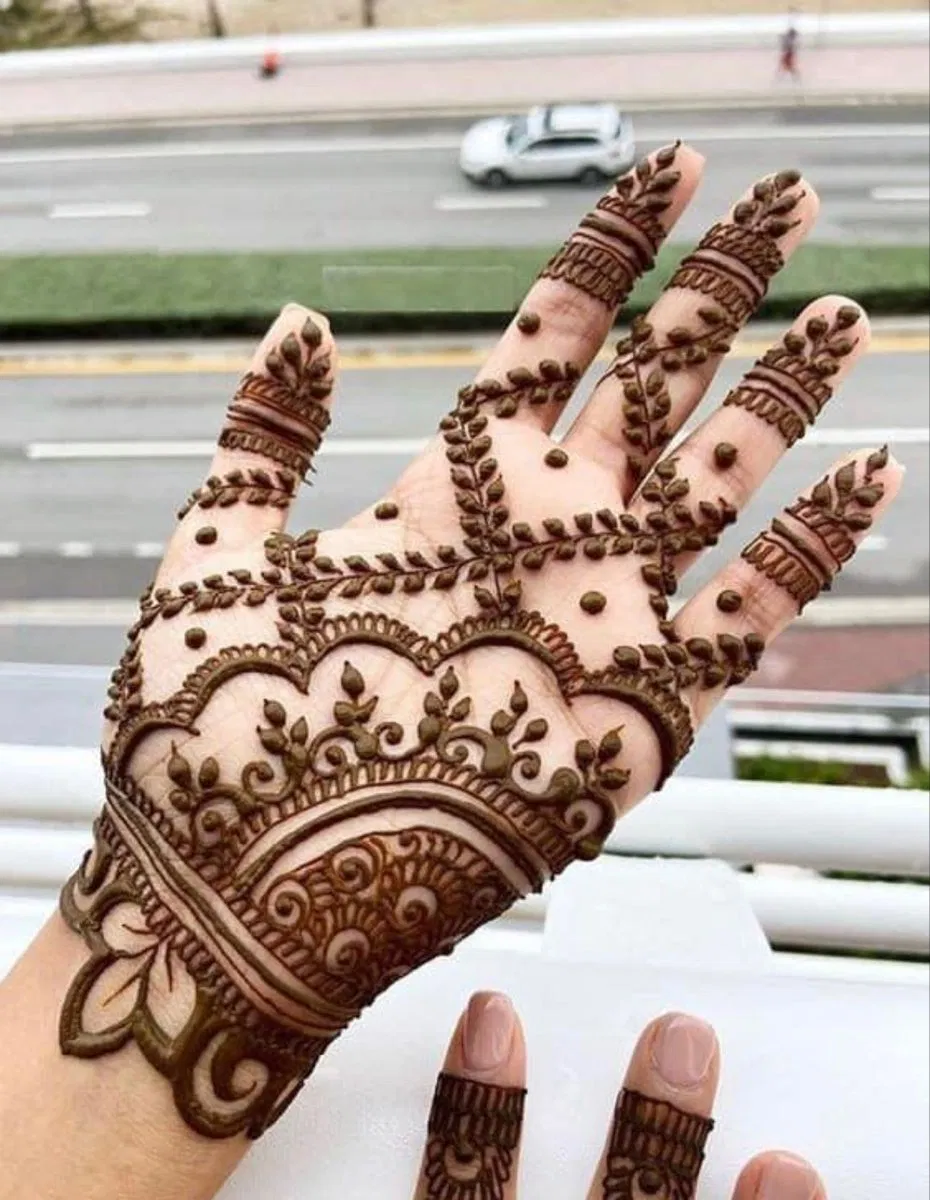 Aesthetic Arabic Front Hand Mehndi Design with Bel, Gol Tikki and Deity for Diwali (9)