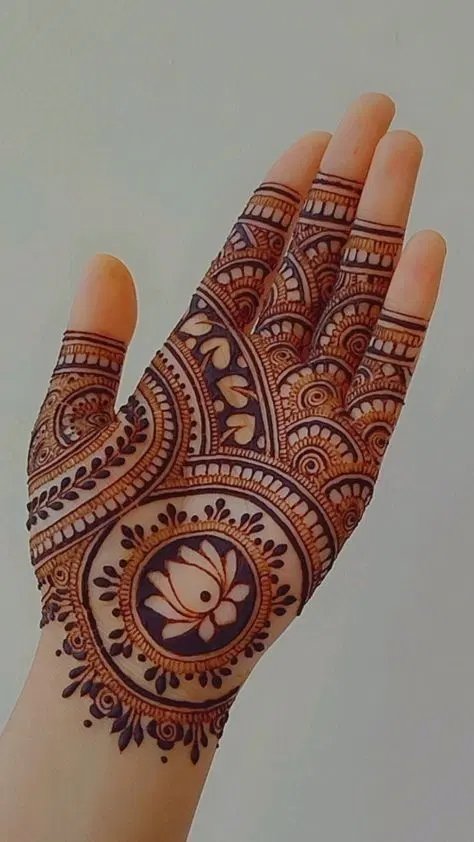 aesthetic simple flower back hand mehndi design