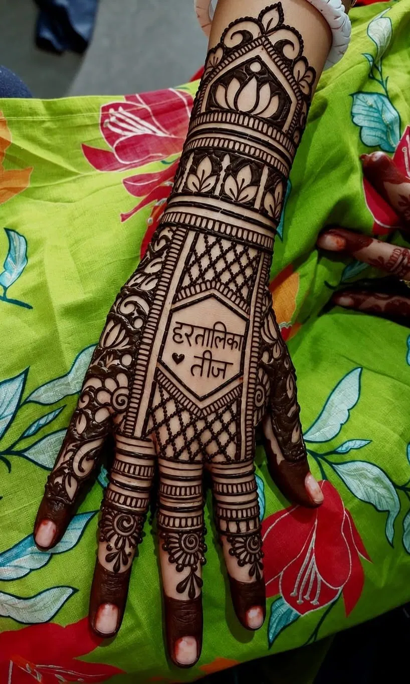 Arabic Bridal Mehndi Design for Teej