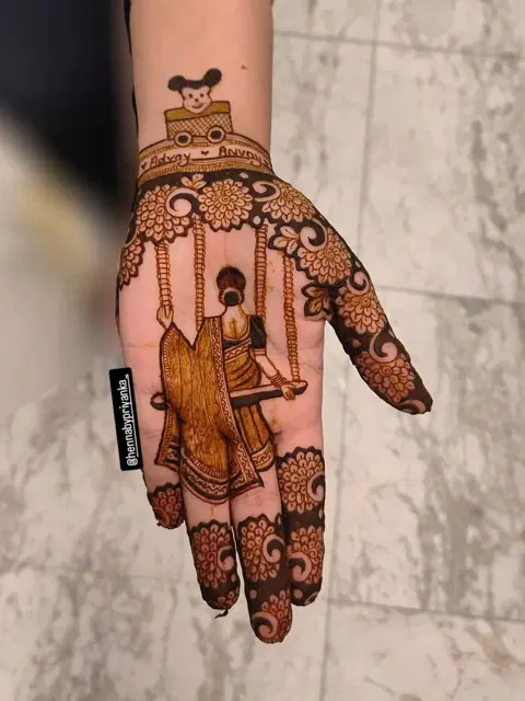 stylish figure front hand mehndi design