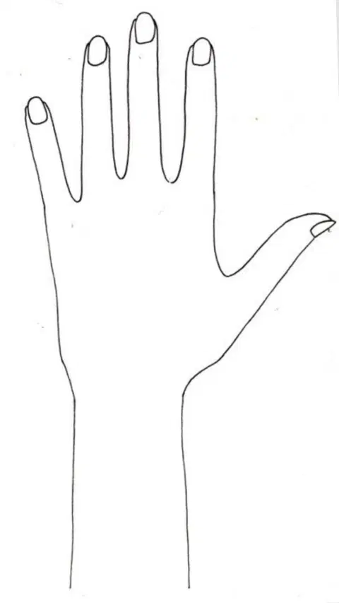 back hand mehndi design