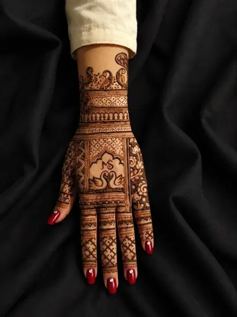 aesthetic bridal full hand mehndi design