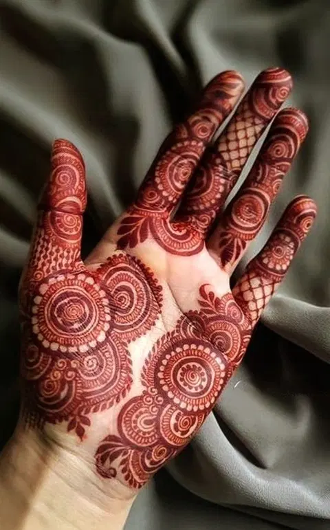 bridal finger mehndi design